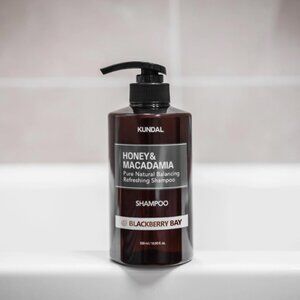 NEW KUNDAL Honey & Macadamia Shampoo blackberry bay Korean perfume body care NWT